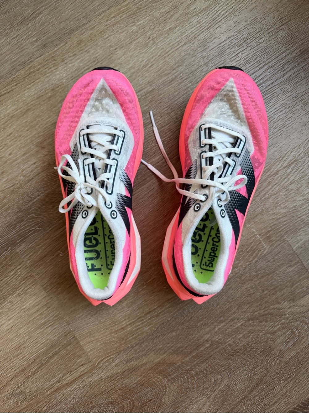 NEW BALANCE WOMEN'S SUPERCOMP ELITE V4